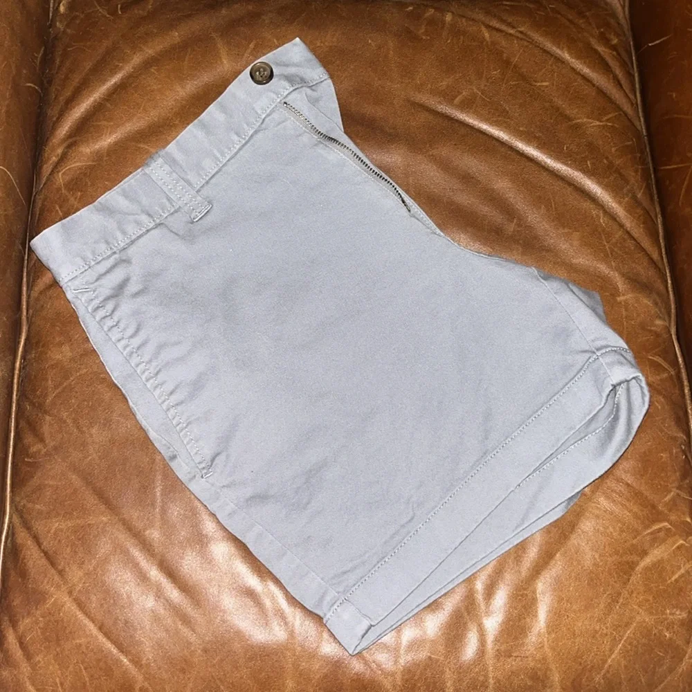 ⭐️🌴 J Crew Grey 5” Inseam Classic Shorts